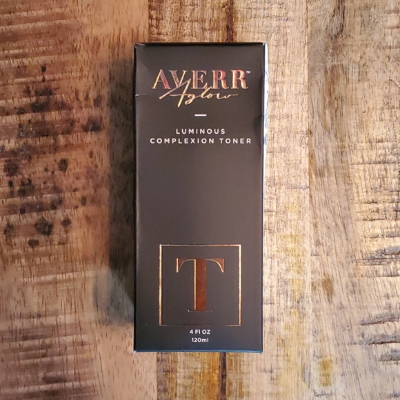 luminous complexion toner